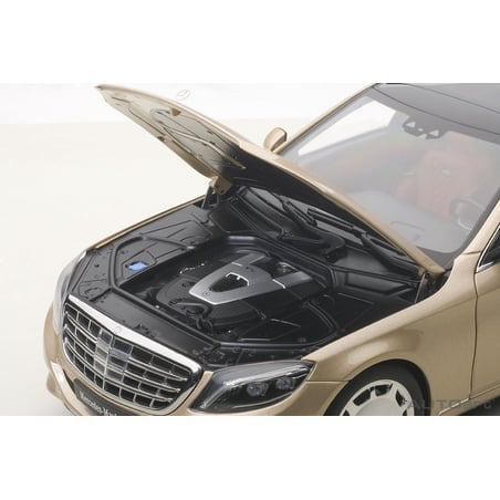 Autoart 1/18 Mercedes-Maybach S-Klass S600