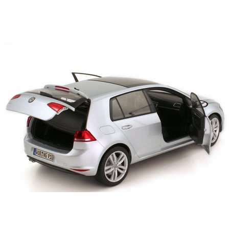 Norev 1/18 VW Golf 7 5doors