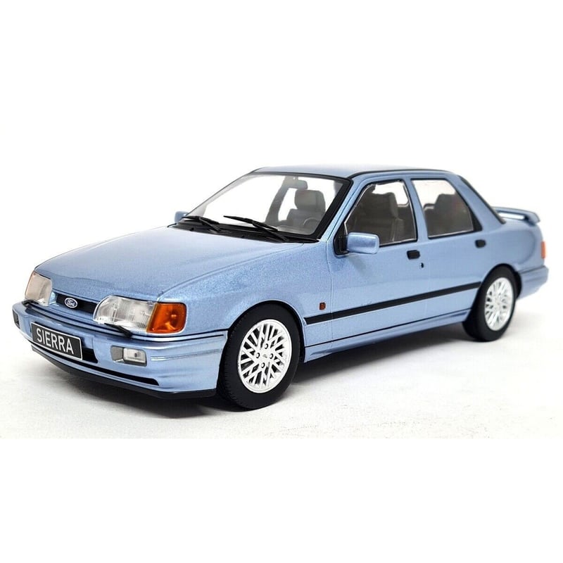 MCG 1/18 Ford Sierra Sapphire Cosworth 1988