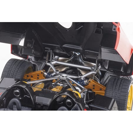 Autoart 1/18 Pagani Huayra Roadster