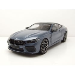 Minichamps 1/18 BMW 8...
