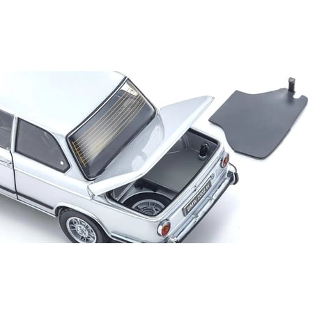 Kyosho 1/18 BMW 2002 Tii 1972