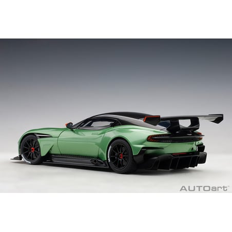 AUTOart 1/18 Aston Martin Vulcan Coupe 2015