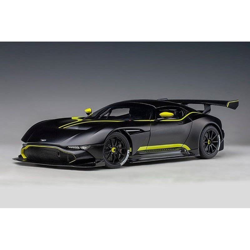 AUTOart  1/18 Aston Martin Vulcan