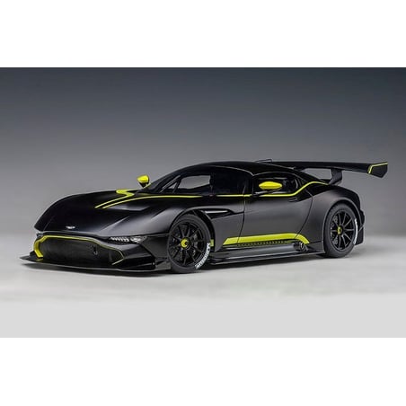 AUTOart  1/18 Aston Martin Vulcan