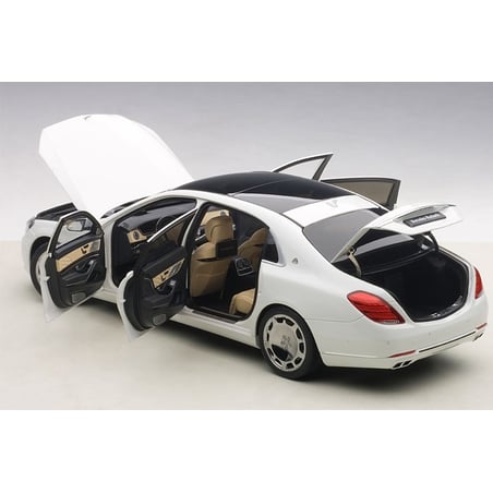Autoart 1/18 Mercedes-Maybach S-Klass S600