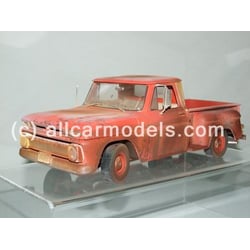 1:18 Twilight Bella's Chevy...