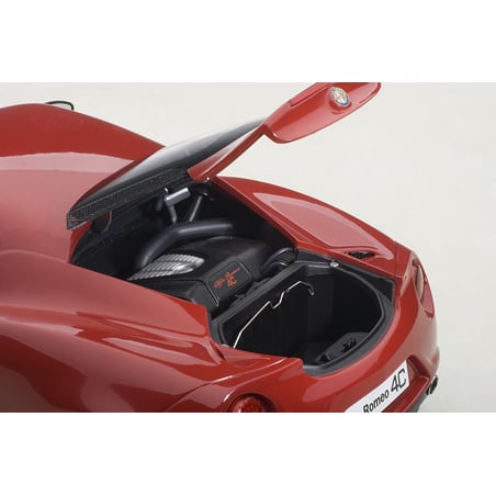 1/18 Alfa Romeo 4C