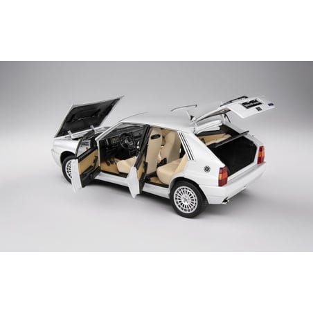 1:18 Lancia Delta HF Integrale Evoluzione 2