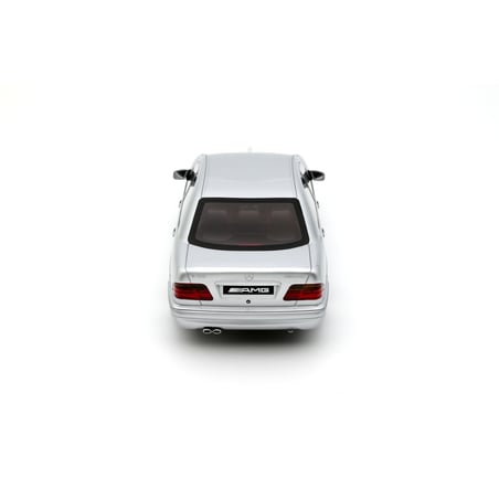 Otto Mobile 1/18 Mercedes-Benz E55 AMG W210 2001