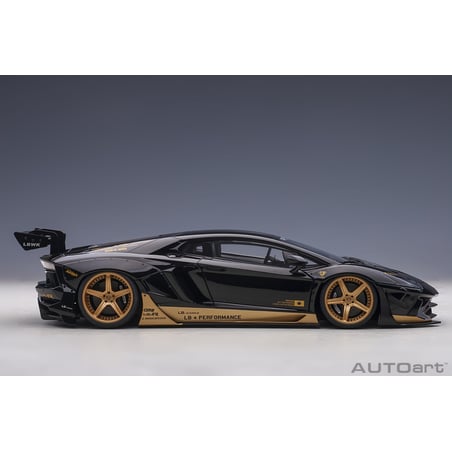 1/18 Lamborghini Aventador Liberty Walk LB-Works Limited Edition