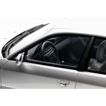 Otto Mobile 1/18 Audi S4 (C4) 4.2 V8 1993