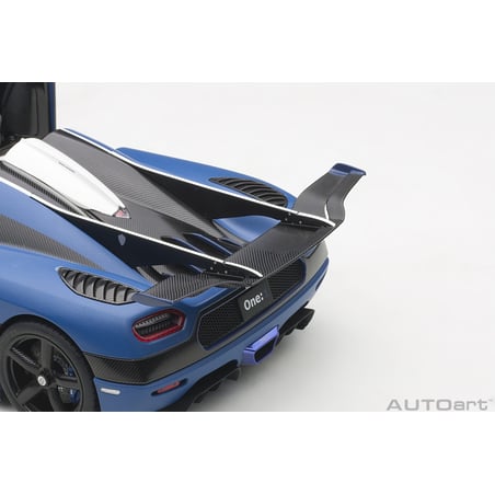 AutoArt  1/18 Koenigsegg One:1