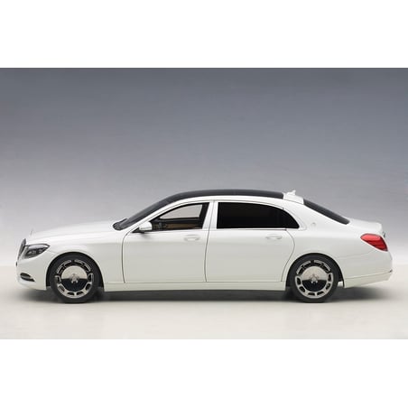 Autoart 1/18 Mercedes-Maybach S-Klass S600