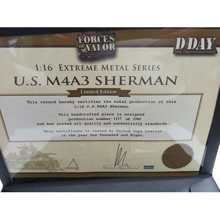 Forces of Valor 1/16 U.S. Sherman M4A3N D-Day Commemorative (with Crew and Accessories)