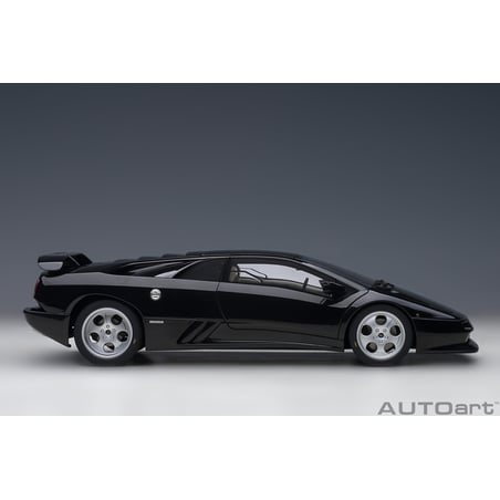Autoart 1/18 Lamborghini Diablo SE 30th Anniversary Edition 1993
