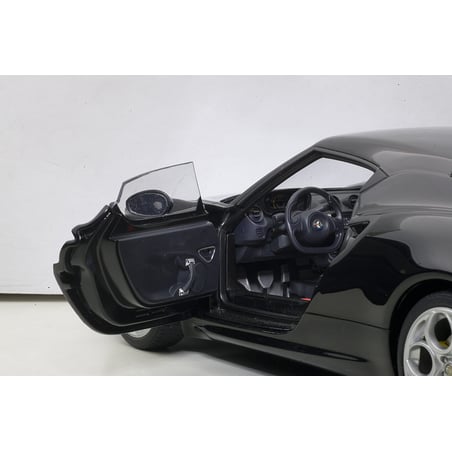 Autoart 1/18 Alfa Romeo 4C