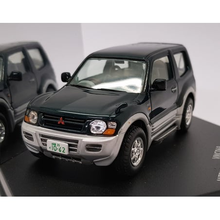 1:43 Mitsubishi Pajero SWB 2000 (Vitesse)