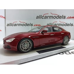 1/18 Maserati Ghibli 2013