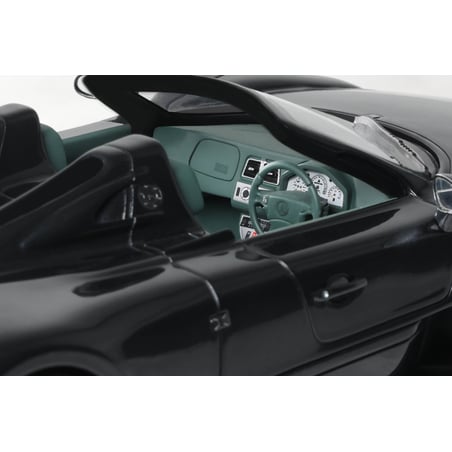 GT Spirit 1/18 Mercedes Benz CLK GTR Roadster 1999
