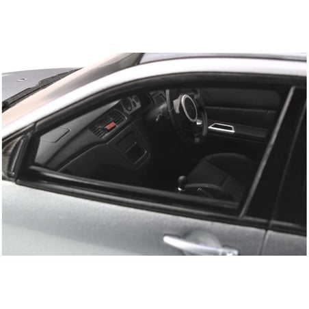 1:18 Mitsubishi Lancer EVO VIII MR FQ-400 2007 (Otto Mobile)