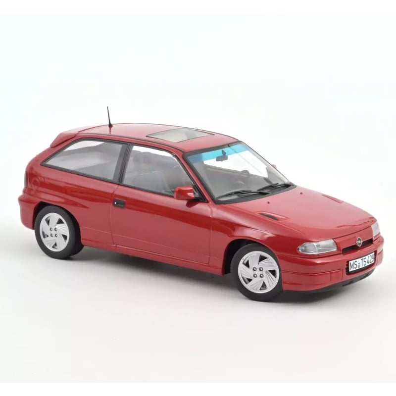 Norev 1/18 Opel Astra GSi 1991