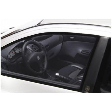 1:18 Peugeot 206 GT (Otto Mobile)