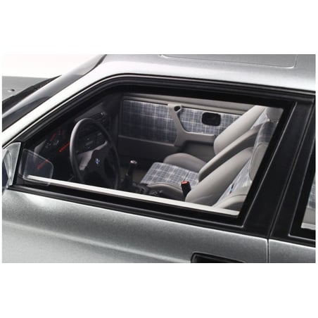 1:12 BMW M3 E30 1987