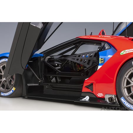 Autoart 1/18 Ford GT GTE Pro Le Mans 24h 2019 No.68 J.Hand/D.Muller/S.Bourdais