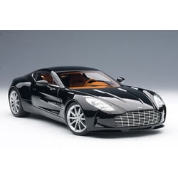 1:18 Aston Martin One -77...