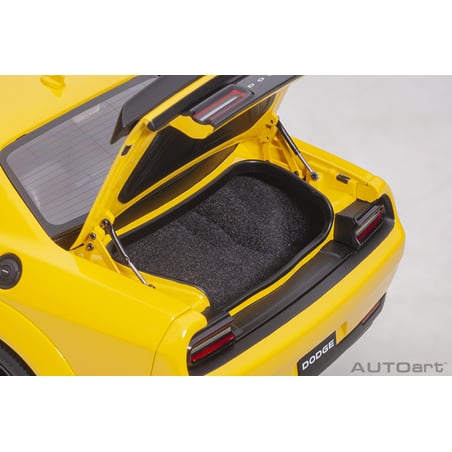 Autoart 1/18 Dodge Challenger SRT Hellcat Widebody 2018