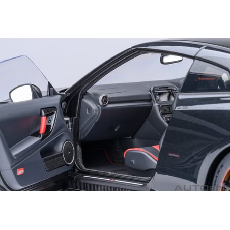 Autoart 1/18 Nissan GT-R (R35) Nismo 2022 Special Edition