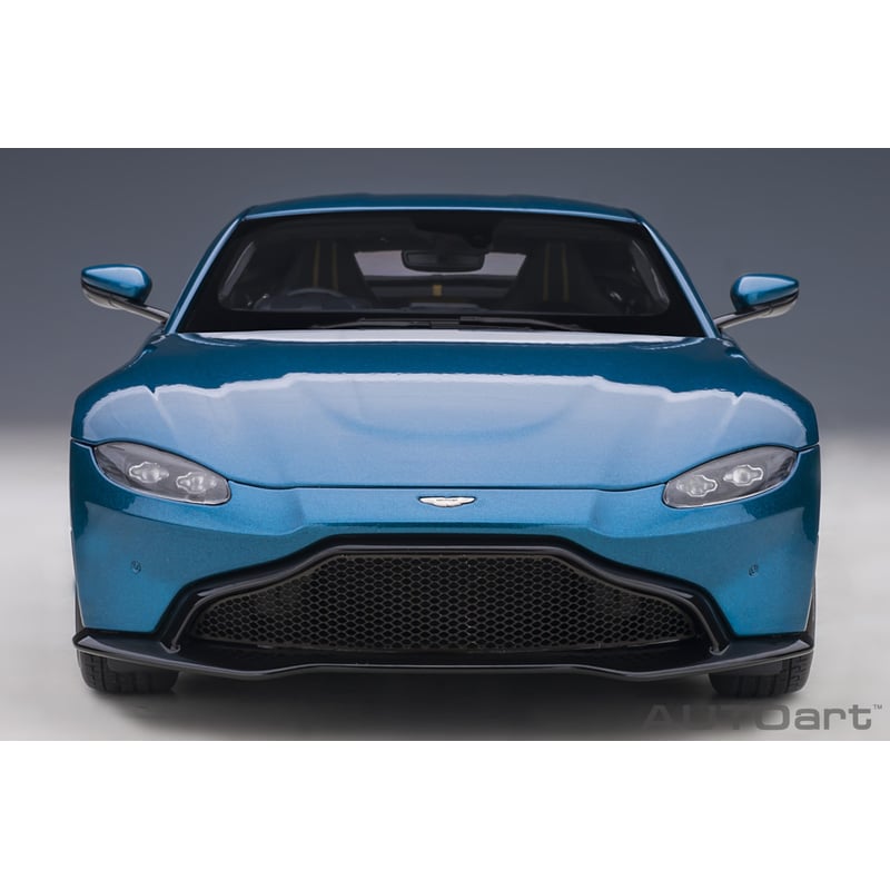 AUTOart – Aston Martin Vantage 2019 – 1/18 – Noir Jet – Miniature Métal