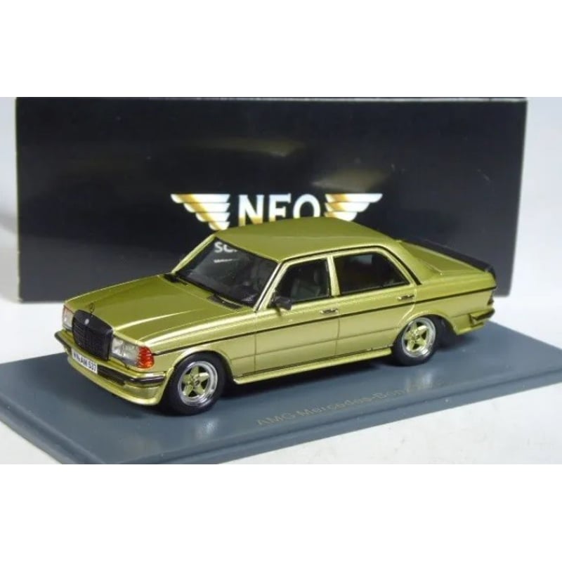 Neo 1/43 Mercedes Benz 280E W123 AMG
