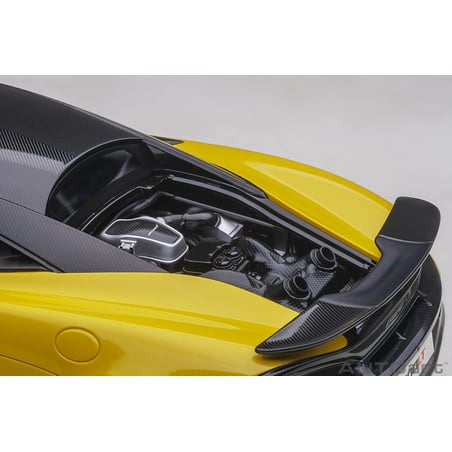 Autoart 1/18 McLaren 600LT