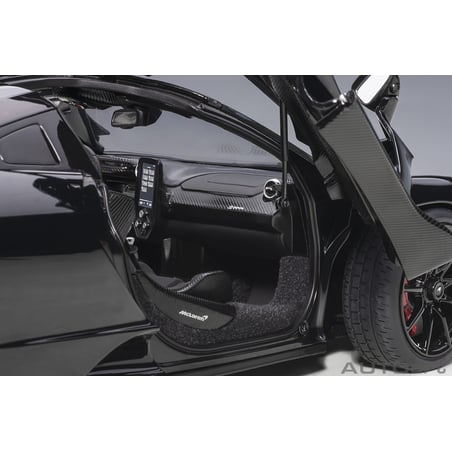 Autoart 1/18 McLaren Senna