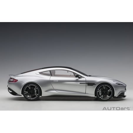 1:18 Aston Martin Vanquish S (AUTOart)