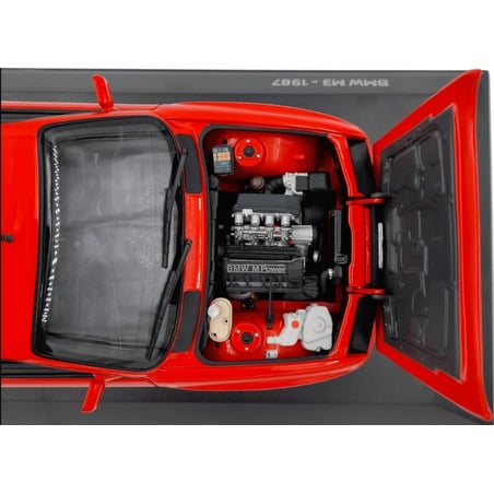 Minichamps 1/18 BMW M3 (E30) Street 1987