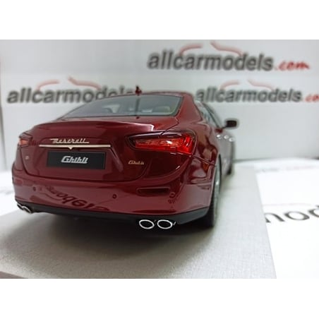 1/18 Maserati Ghibli 2013