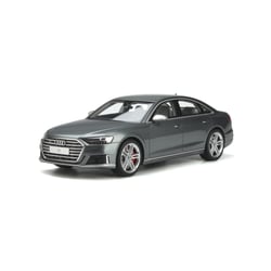 GT Spirit 1/18  Audi A8 S8...