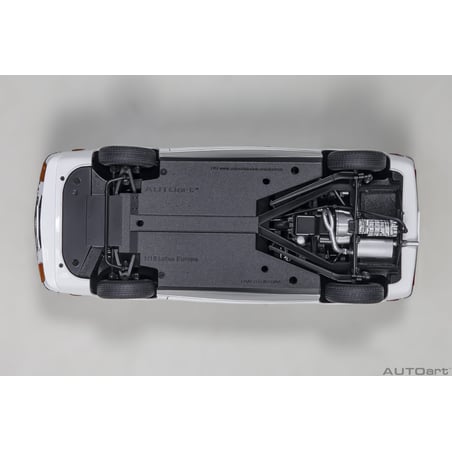 Autoart 1/18 Lotus Europa Special Comic Series 1975-1979 & Movie 1977  “The Circuit Wolf”(Circuit no Ōkami) Driver Yuya Fubuki