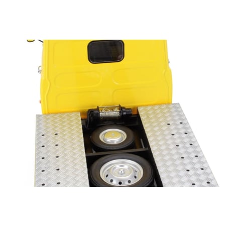 MITICA 1/18 Alfa Romeo A12(F12) Tow Truck Sport Client Assistance 1967