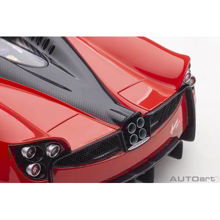 Autoart 1/18 Pagani Huayra Roadster