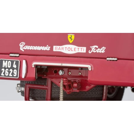 CMC 1/18  Ferrari Racing transporter, Typ Fiat 642 RN2 Bartoletti, 1957