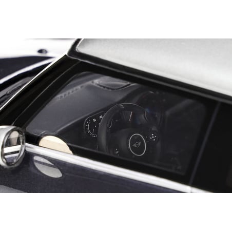 Otto Mobile 1/18 Mini Cooper JCW GP