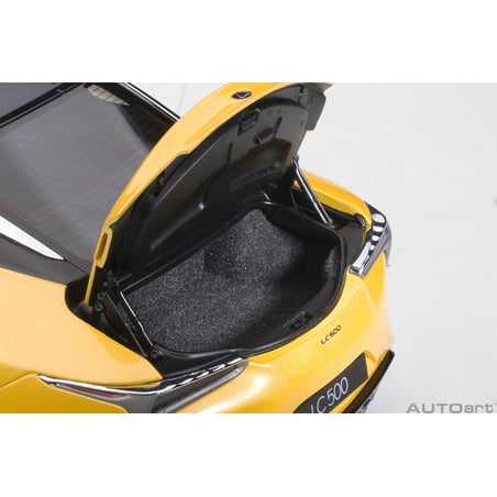 1:18 Lexus LC500