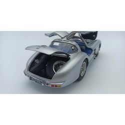 FIGURINE 1/18 RUDOLF UHLENHAUT VROOM NOT PEINT CMC CMR