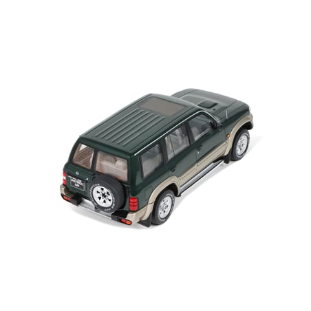Otto Mobile 1/18 Nissan Patrol GR Y61 1998