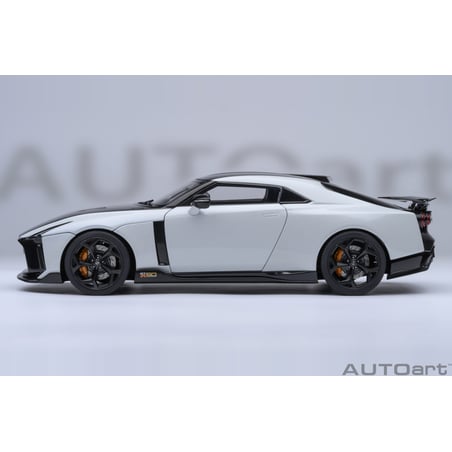 Autoart 1/18 Nissan GT-R50 by Italdesign 2020