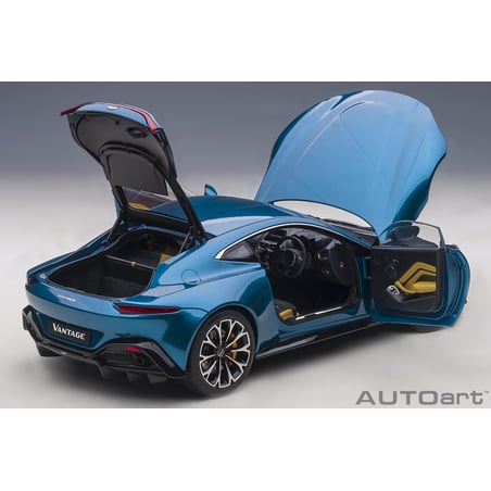 Autoart 1/18 Aston Martin Vantage 2019